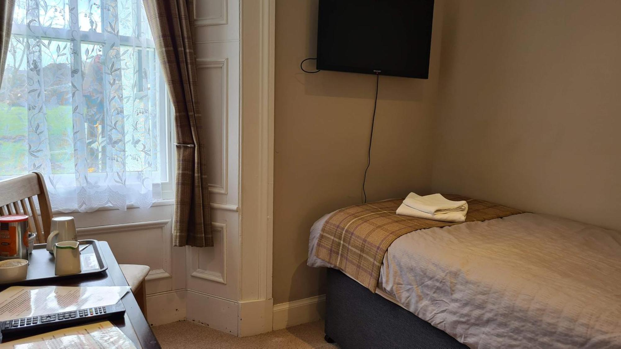 Glenisla Hotel Blairgowrie and Rattray Bagian luar foto