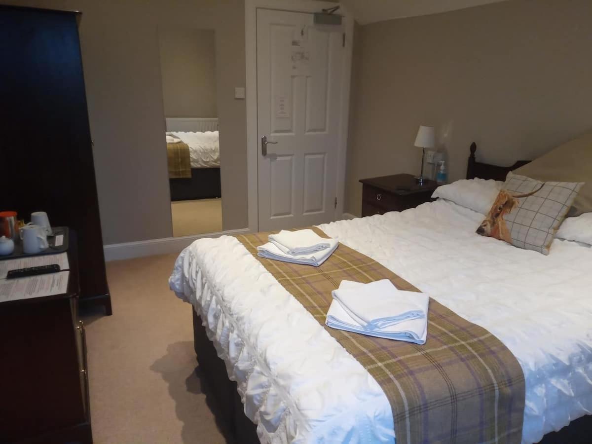 Glenisla Hotel Blairgowrie and Rattray Ruang foto