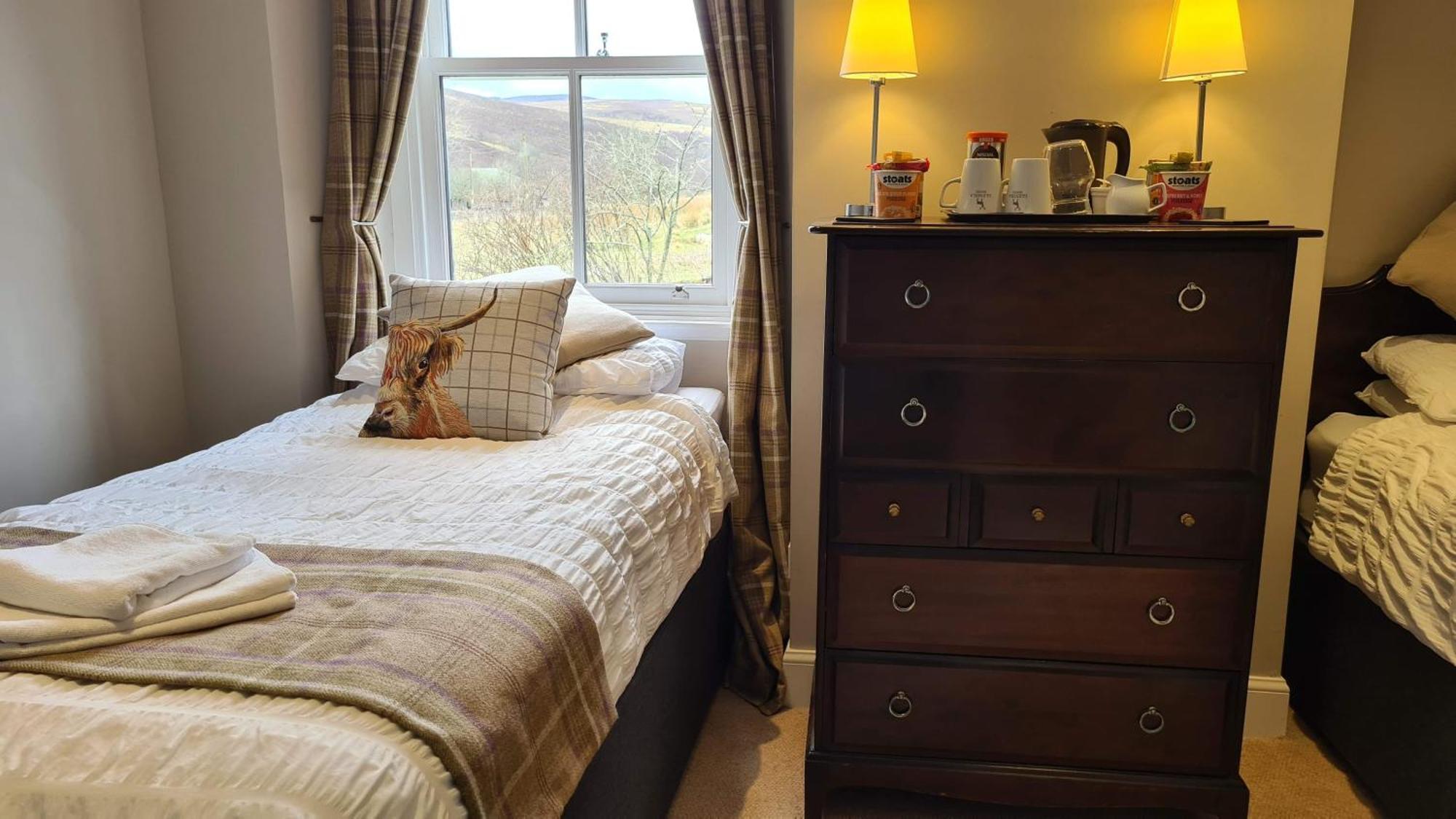 Glenisla Hotel Blairgowrie and Rattray Bagian luar foto