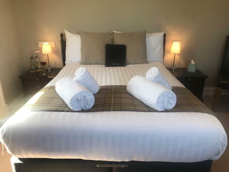 Glenisla Hotel Blairgowrie and Rattray Bagian luar foto